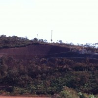 Retaludamento e recuperação da estrada - Mina de Pico e Fábrica/Vale